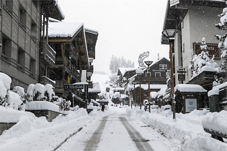 neige VILLAGE